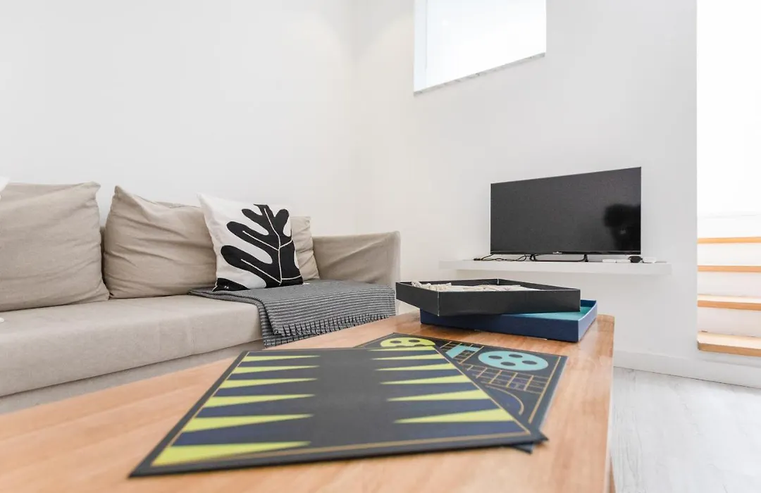 Alcantara Charm 3BR Apartments-1